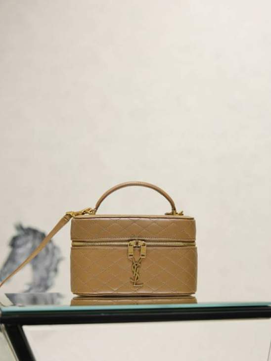 Picture of Saint Laurent Handbags _SKUfw239636609fw